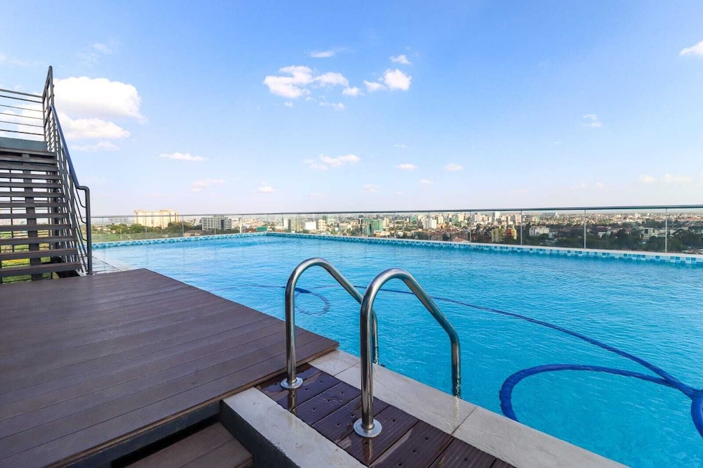 Upperhill View Palace Apartment
