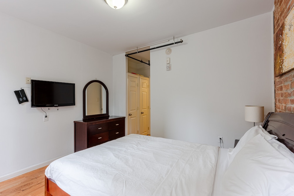110th Boutique Hotel - photo 12