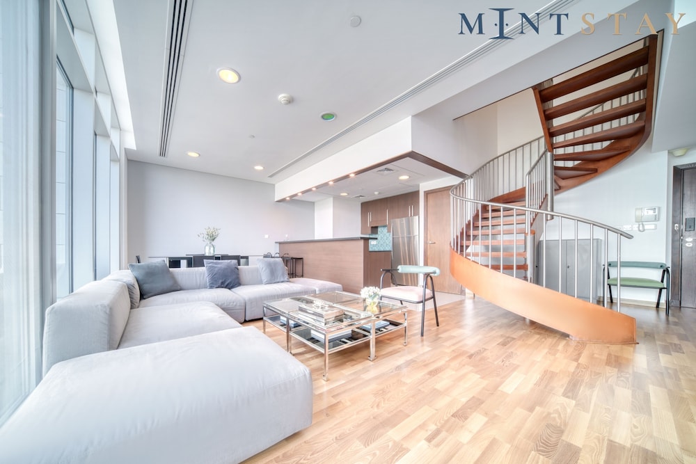 Burj Daman Mint Stay — 4-Star Luxury Hotel in Dubai, United Arab Emirates