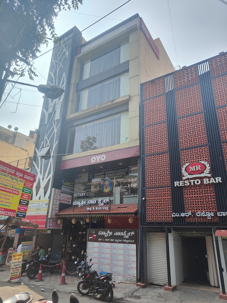 Hotel Golden Arch - last minute hotel in Bengaluru