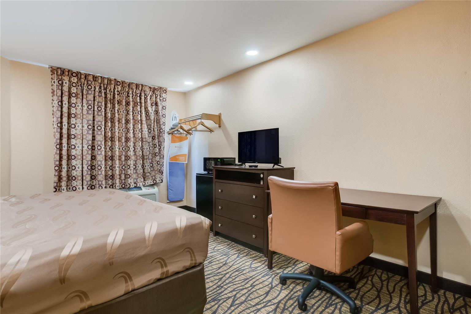 Quality Inn Lees Summit Kansas City - photo 12
