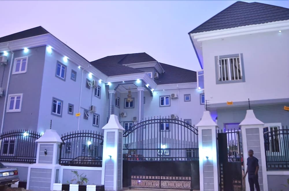 Seth Hotel Standard in Asaba, Nigeria