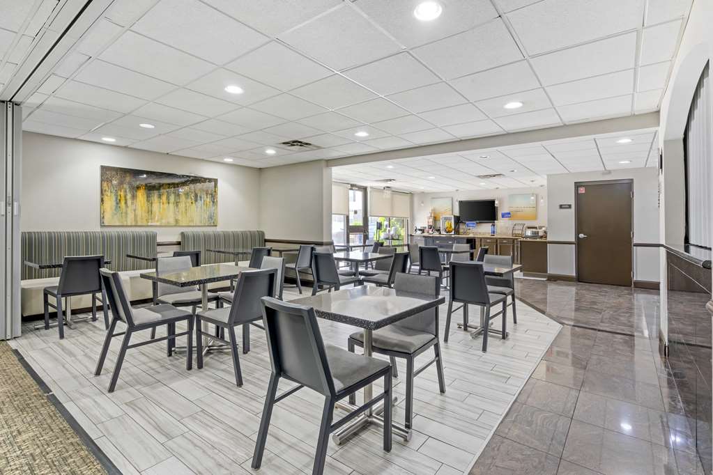 Best Western Suites - photo 5