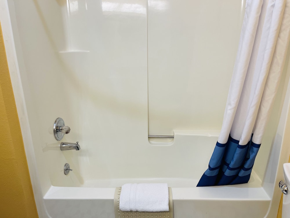 Apple Inn Motel - photo 44