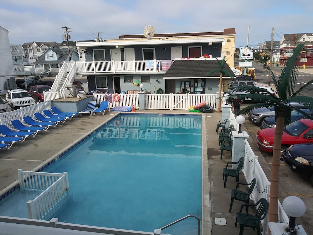 Sandy Shores Resort Motel - photo 49