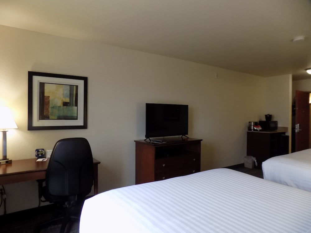 Cobblestone Hotel & Suites Seward - photo 32