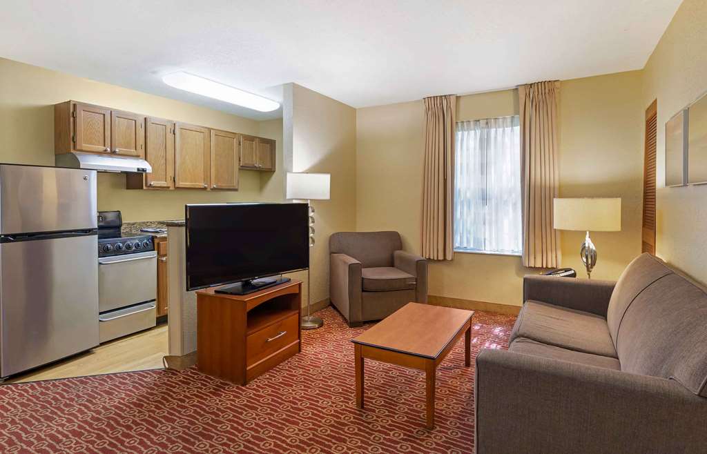 Extended Stay America Suites Chantilly Dulles - photo 57
