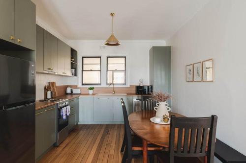 Modern 3 Bed Coastal Escape — hotel in Burnie