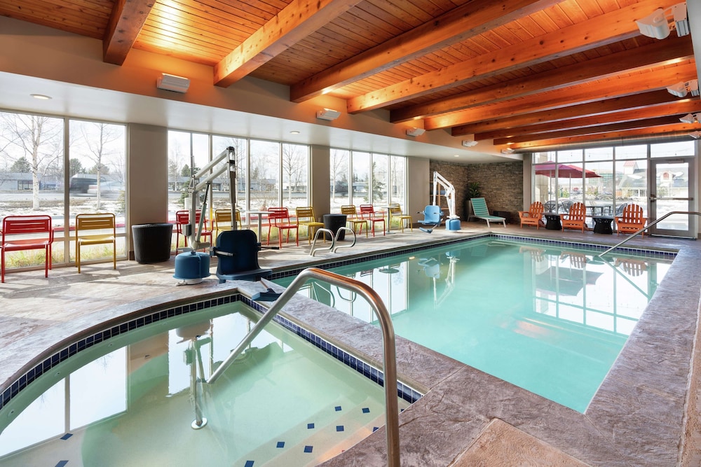 Home2 Suites by Hilton Anchorage Midtown - photo 27