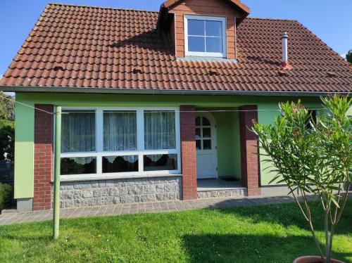 FeWo in Barth Am Galgenberg 6 — 4-Star Luxury Hotel in Barth, Germany