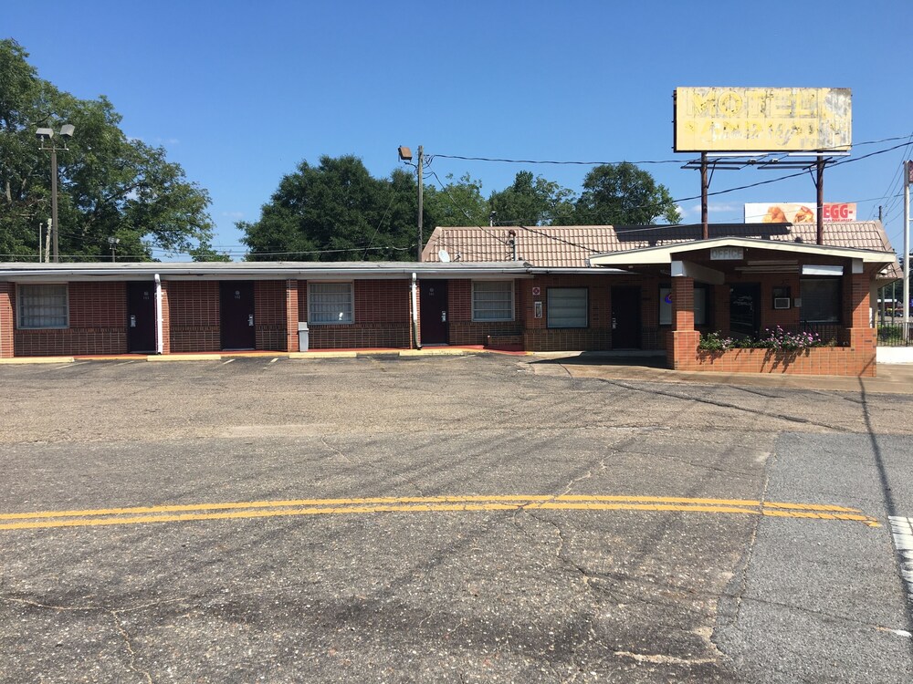 Best Value Inn Motel Sandusky - photo 79