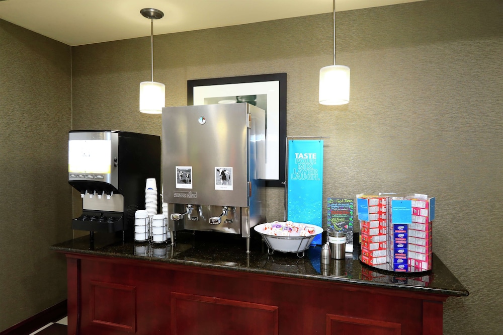 Hampton Inn & Suites Lamar - photo 104