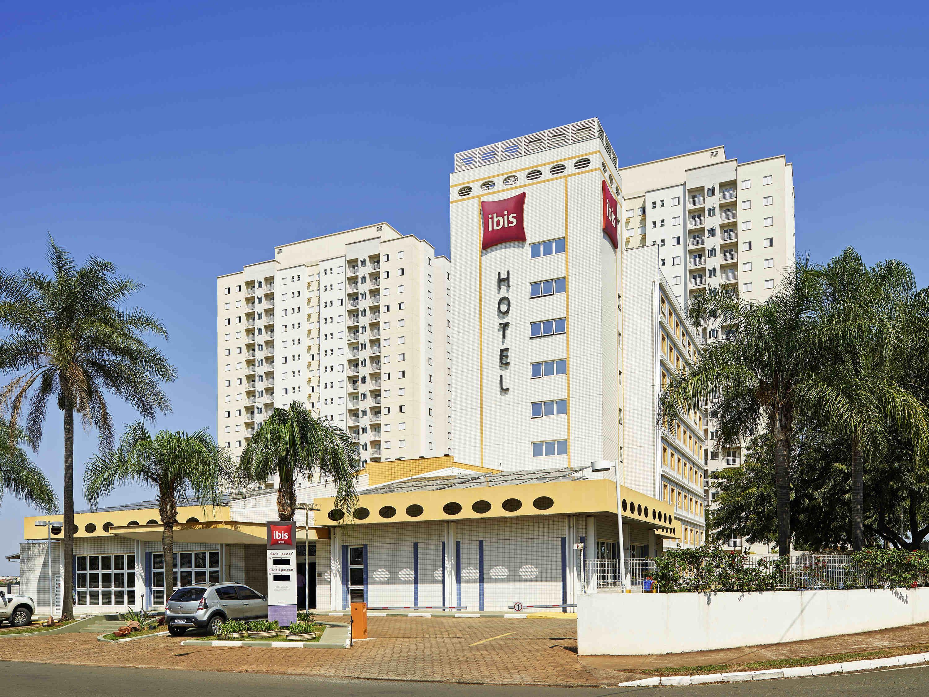 ibis Sao Carlos - carbon neutral hotel in Sao Carlos