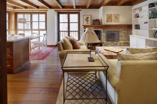 Val de Ruda 46 by FeelFree Rentals — 4-Star Luxury Hotel in Vielha, Spain