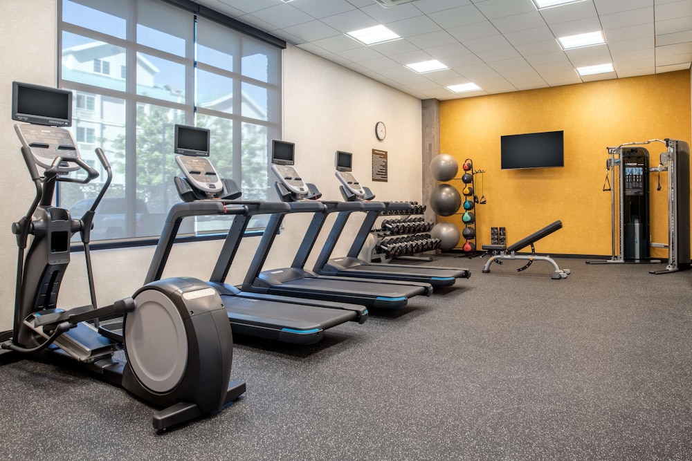 Homewood Suites by Hilton Belmont - photo 23