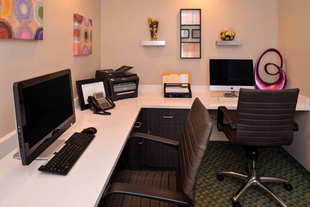 Candlewood Suites Boise Towne Square by IHG - photo 33