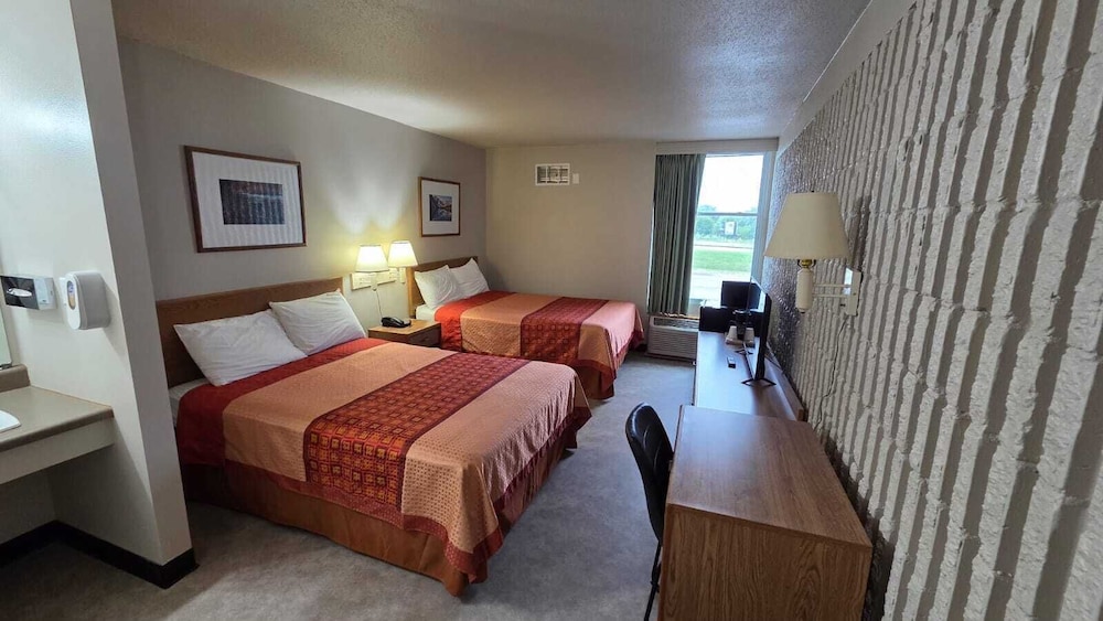 Smartwood Inn - photo 28
