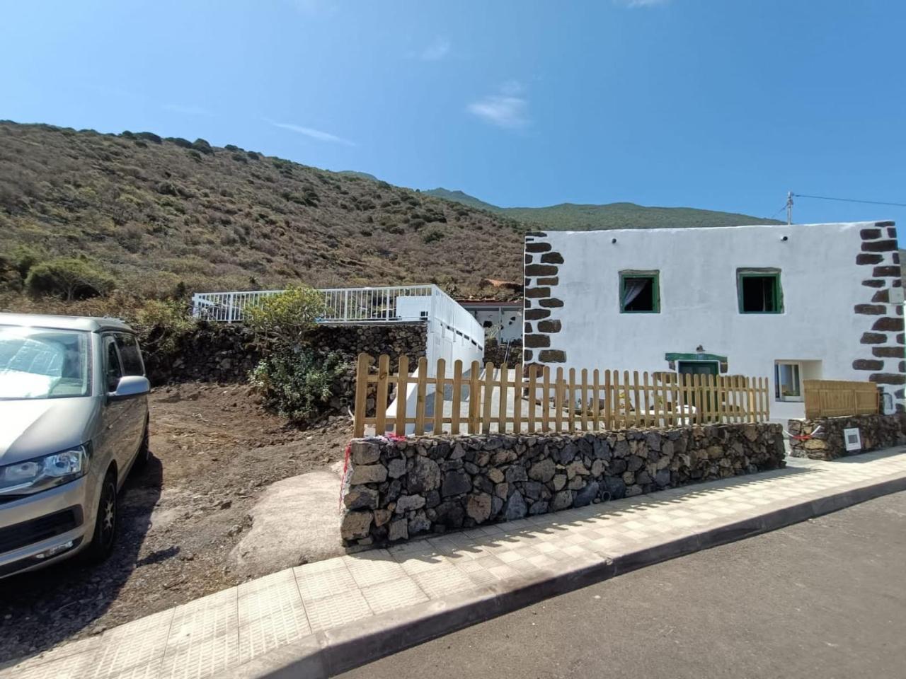 Casa Piruca — 4-Star Luxury Hotel in Frontera, Spain