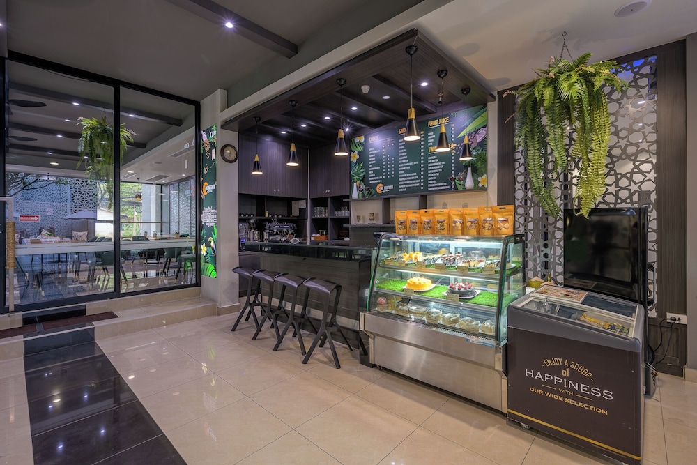 מזון ומשקאות