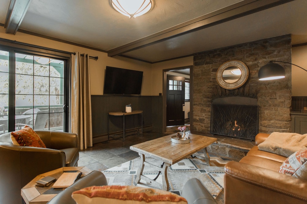 Highland Haven Creekside Inn - photo 91