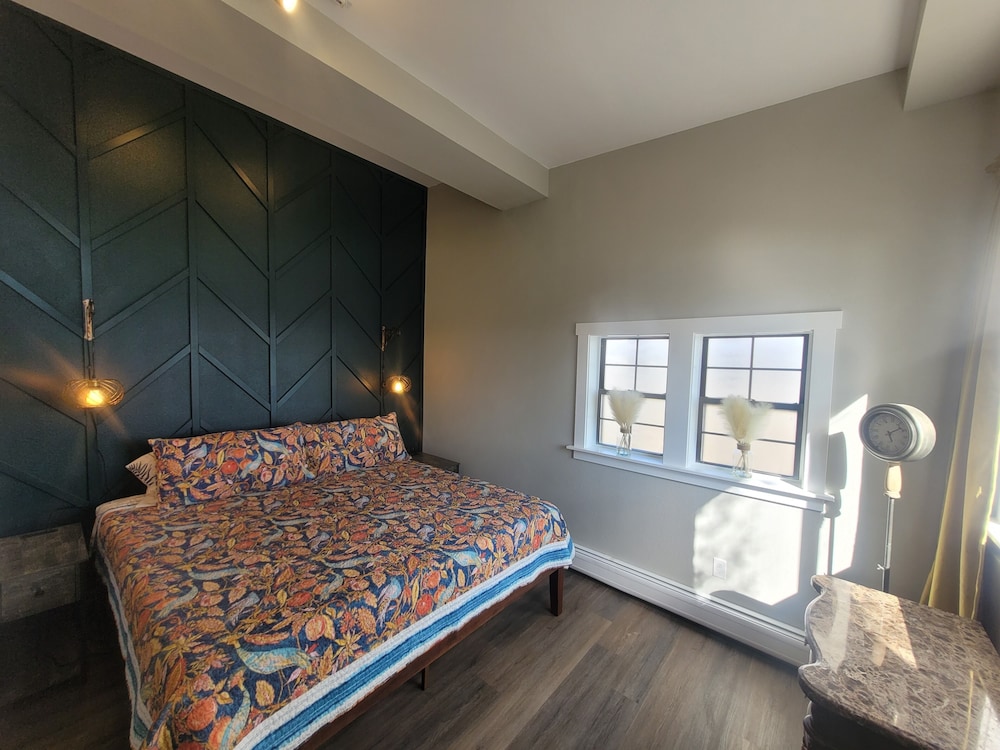 The Hand Hotel Bed & Breakfast - photo 4