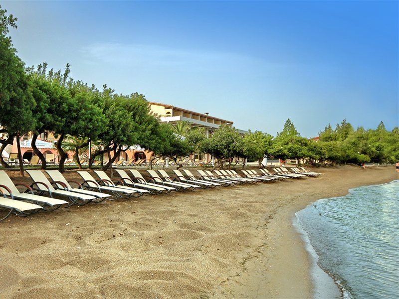Negroponte Resort Eretria — 4-Star Luxury Hotel in Eretria, Greece