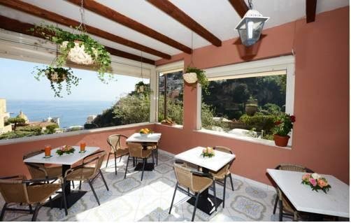 Villa Maria Antonietta — 4-Star Luxury Hotel in Positano, Italy