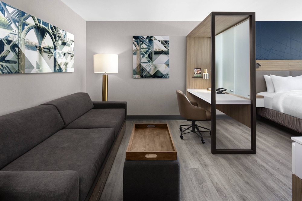 SpringHill Suites by Marriott East Rutherford Meadowlands Carlstadt - photo 14