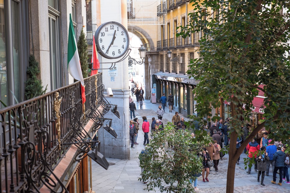 Petit Palace Posada del Peine — 4-Star Luxury Hotel in Madrid, Spain