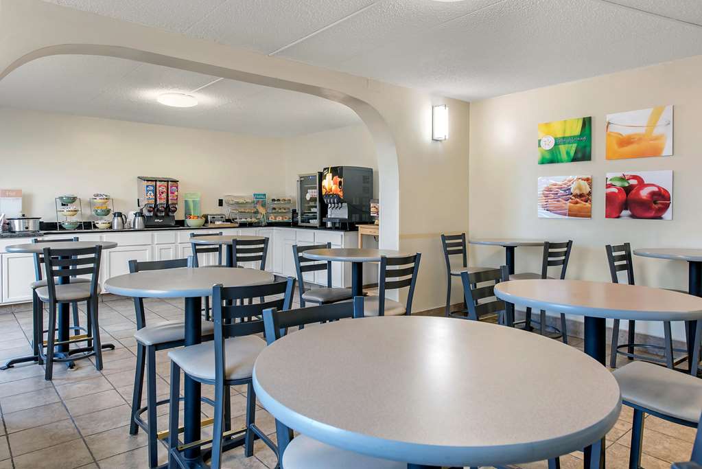 Quality Inn & Suites Lafayette I 65 - photo 29