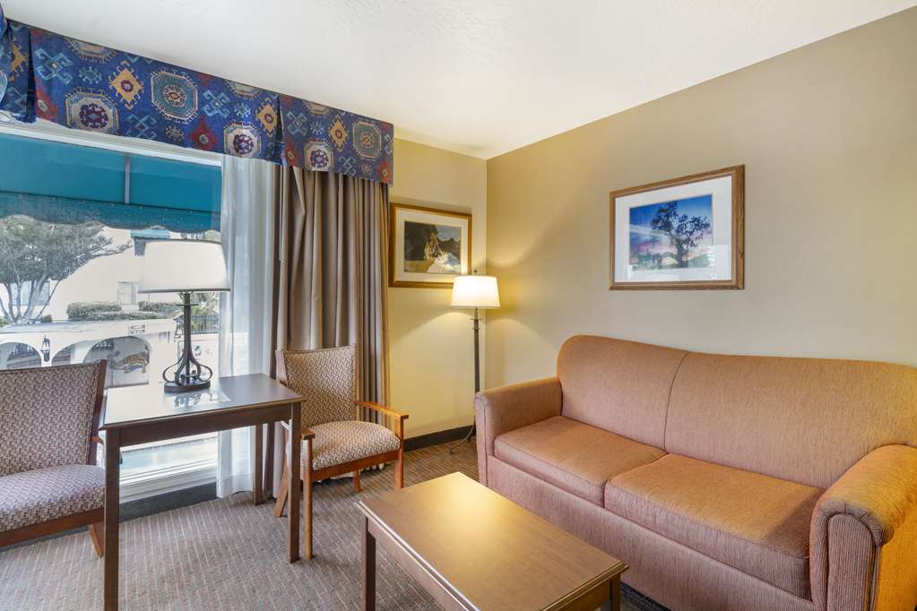 Best Western Casa Grande Inn - photo 22