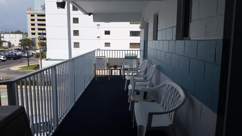 Vancouver Motel - photo 24