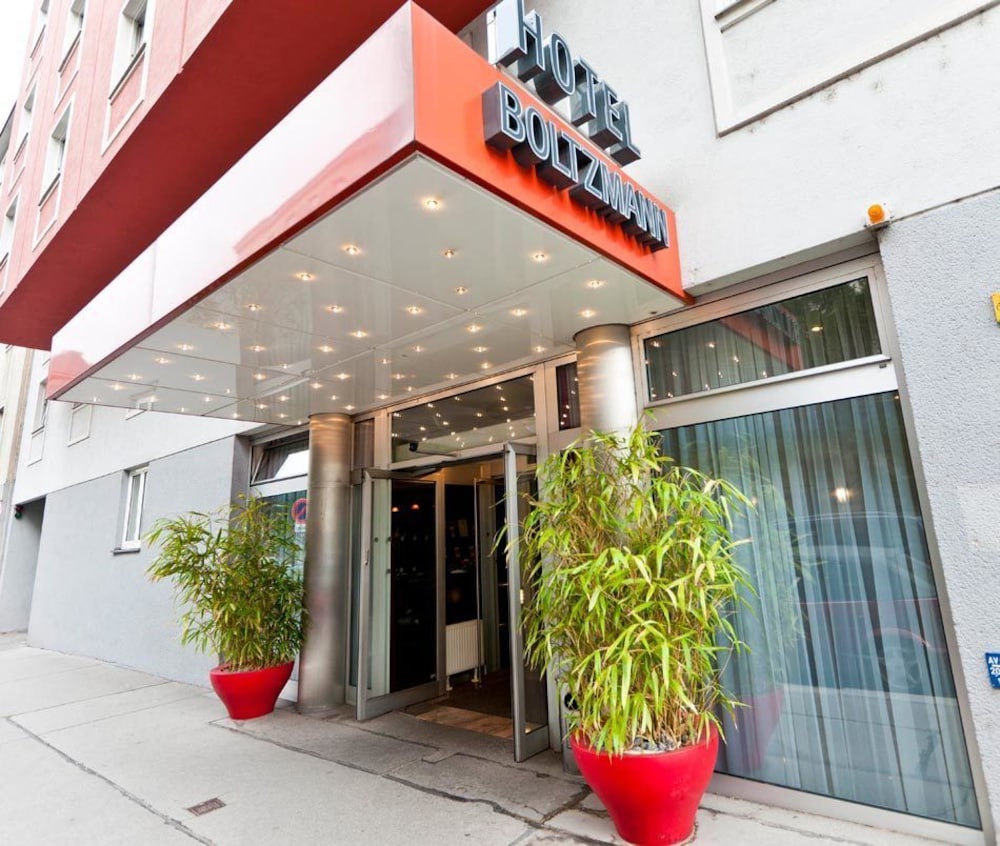 Hotel Boltzmann - carbon neutral hotel in Vienna