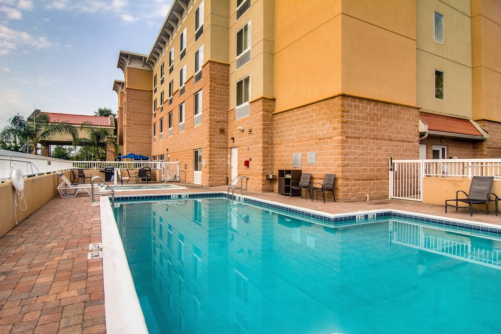 Fairfield Inn & Suites Palm Coast I 95 - photo 15