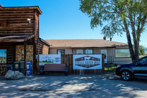 Boulder Inn - photo 18