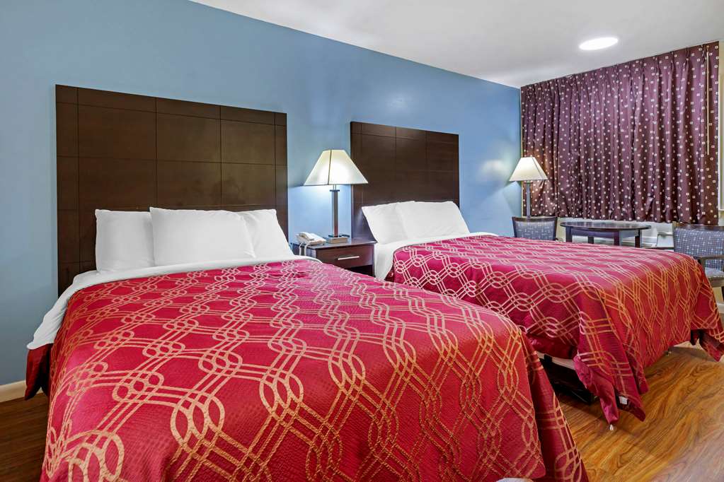Econo Lodge Woodstock Shenandoah Valley I 81 - photo 27