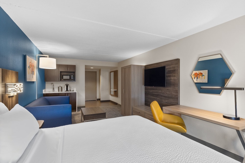 Holiday Inn Express Hotel & Suites Danbury I 84 by IHG - photo 12