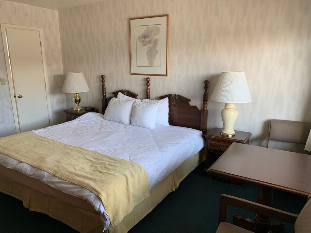 New Western Motel - photo 8