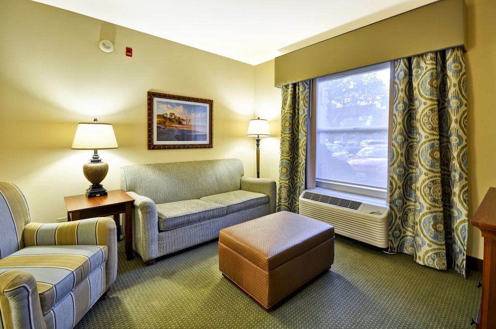 Hampton Inn & Suites Charleston Mt. Pleasant Isle Of Palms - photo 25