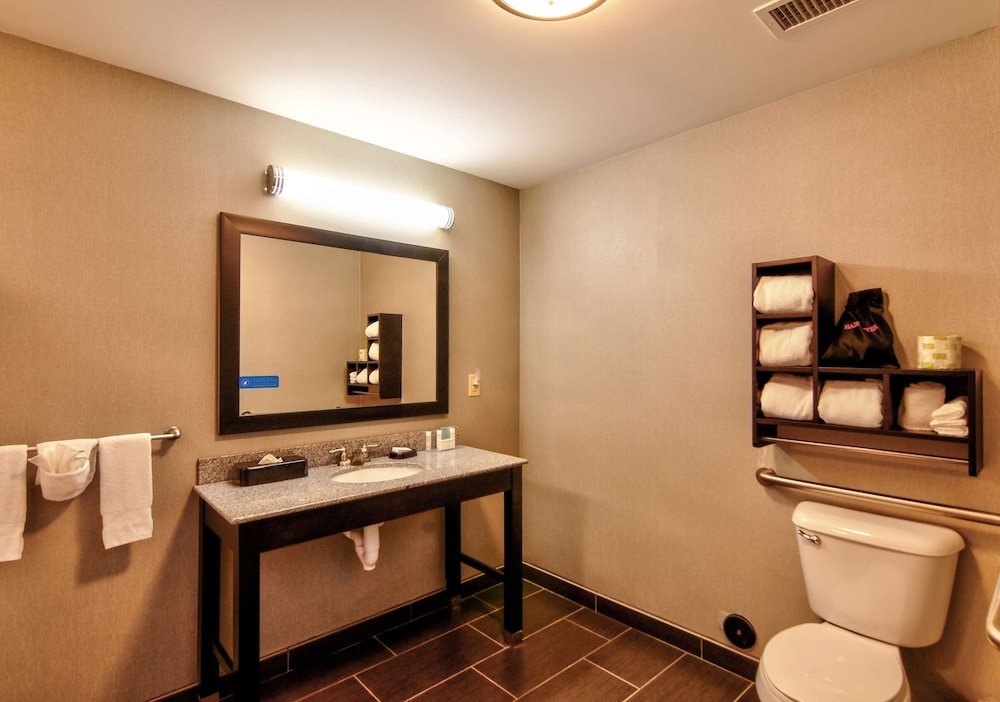 Hampton Inn Foley - photo 49