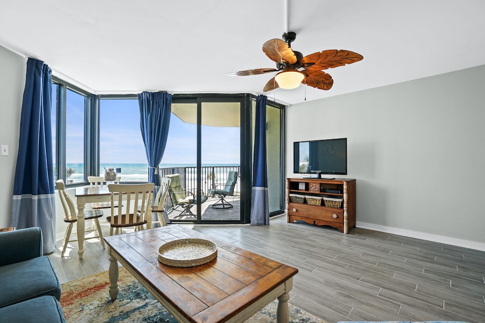 Sunbird Beach Resort By PHG - photo 10