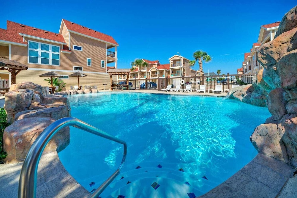 Tipsy Starfish by Avantstay Resort Pool by Beach - photo 14