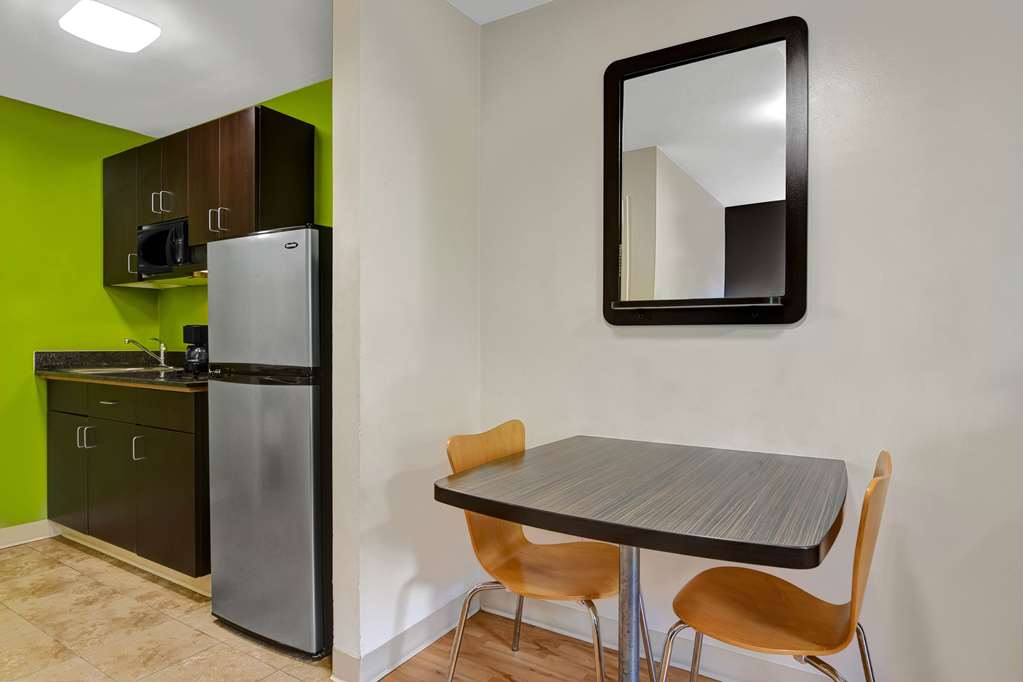 Studio 6 Extended Stay Atlanta GA Chamblee - photo 21