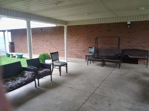 Hearthstone Inn - photo 6