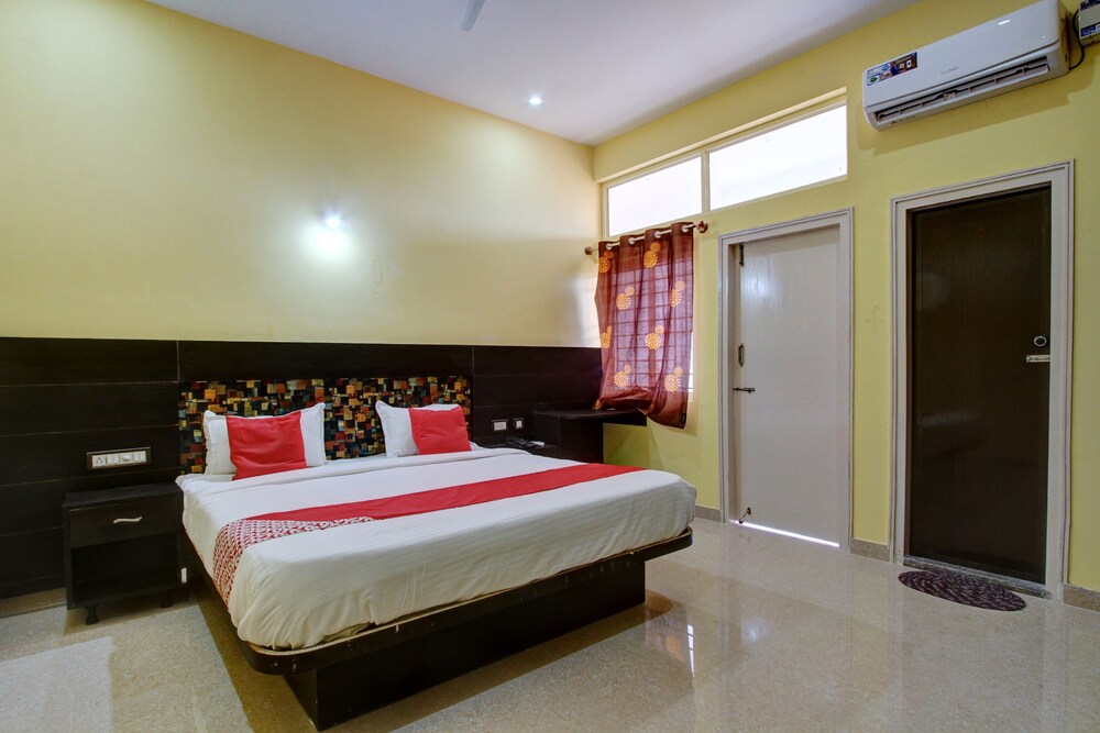 OYO 26801 Ss Residency - last minute hotel in Mysore