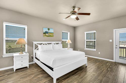 The Blue Pelican — 4-Star Luxury Hotel in Corpus Christi, United States