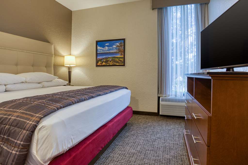 Drury Inn & Suites St. Louis Fairview Heights - photo 15