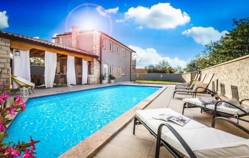 4 Bedroom Cozy Home In Mihatovici — 5-Star Luxury Hotel in Porec, Croatia