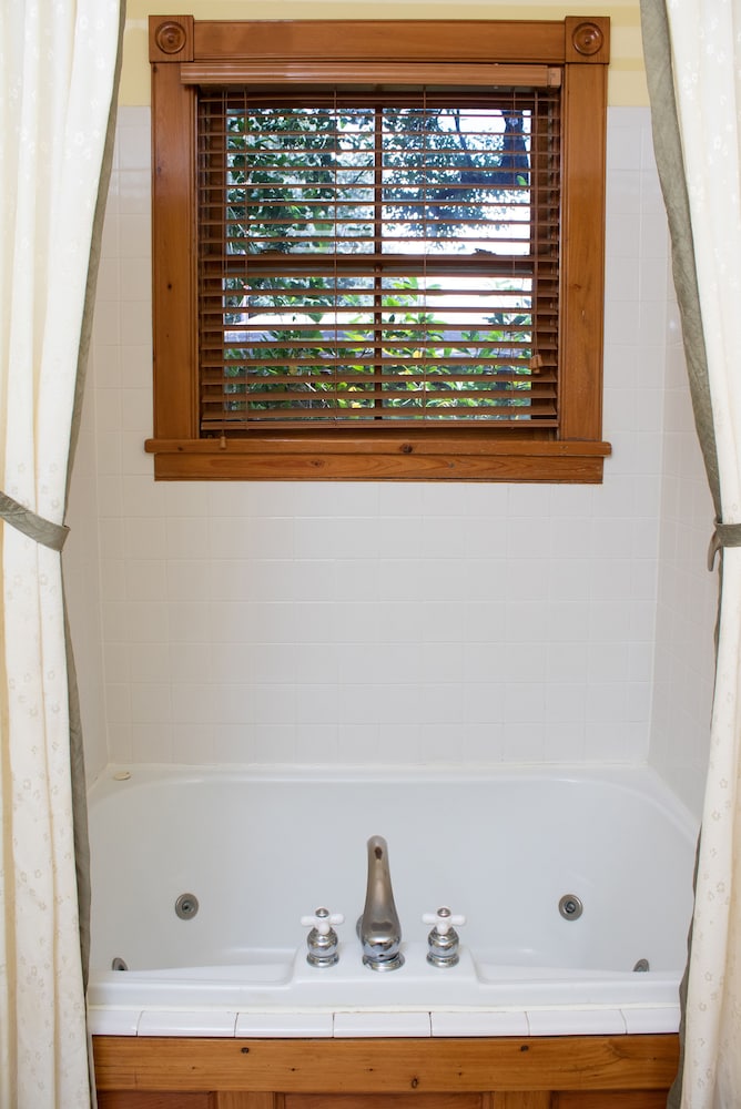 Sweetwater Branch Inn - photo 168