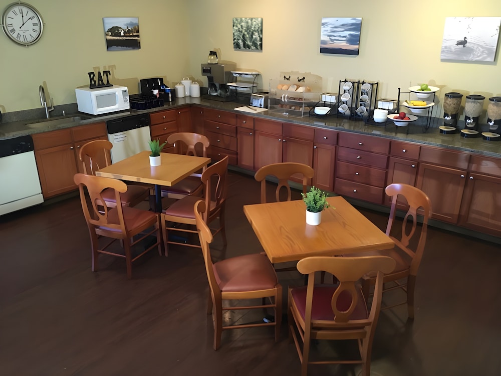 Boulder Twin Lakes Inn - photo 24